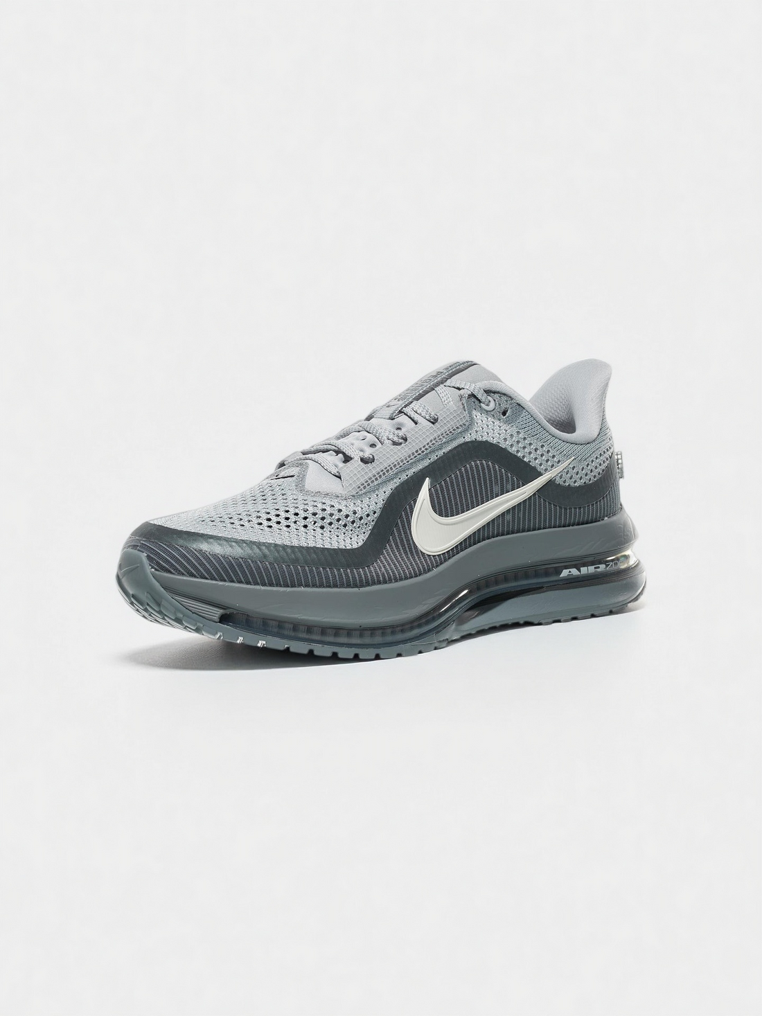 Revolution 8 Running Shoe