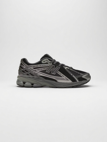 1906R Dark Grey Metallic Silver Sneaker