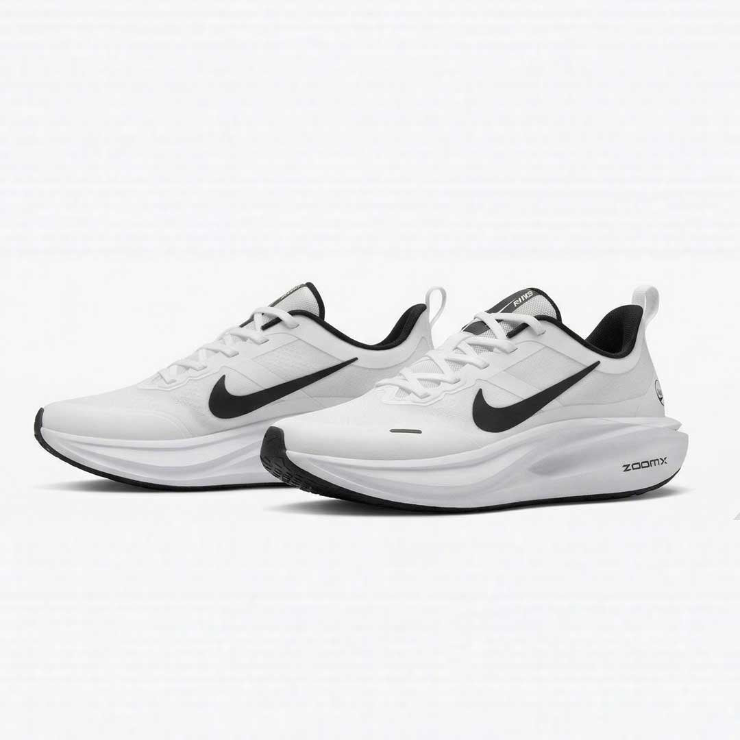 Lightweight Zoom Running Sneakers