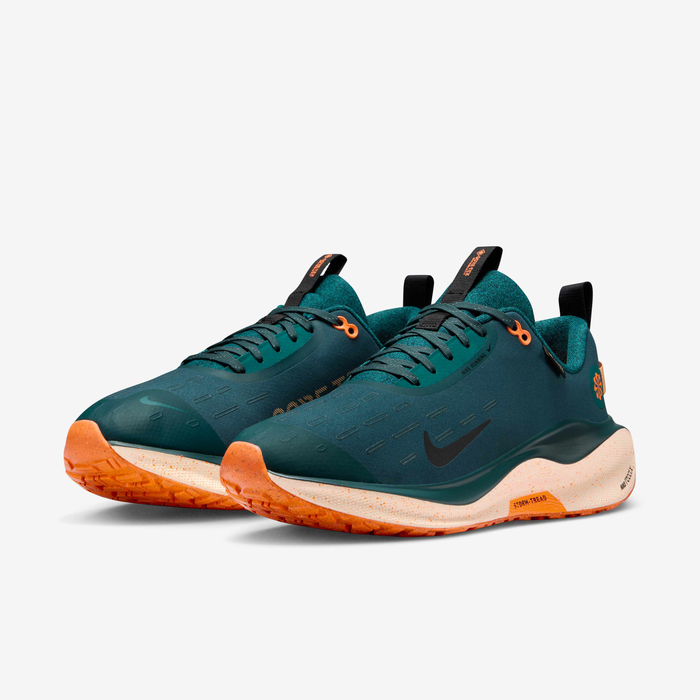 4 Gore-Tex Running Sneakers