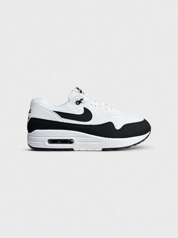 AM1 'Black & White Revival'