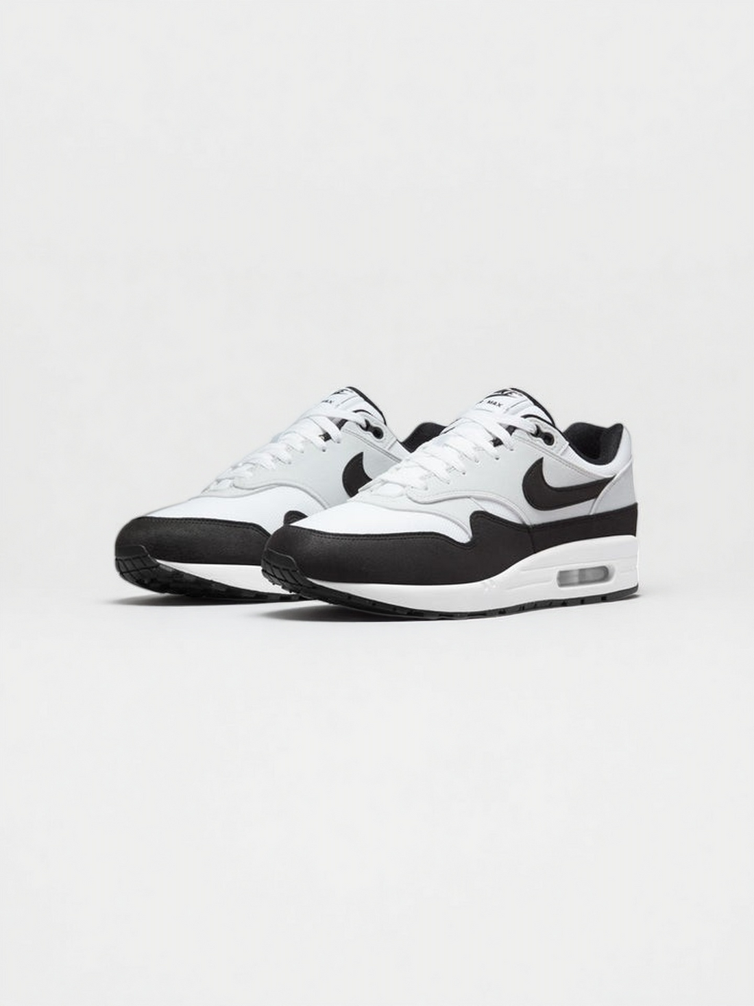 AM1 'Black & White Revival'