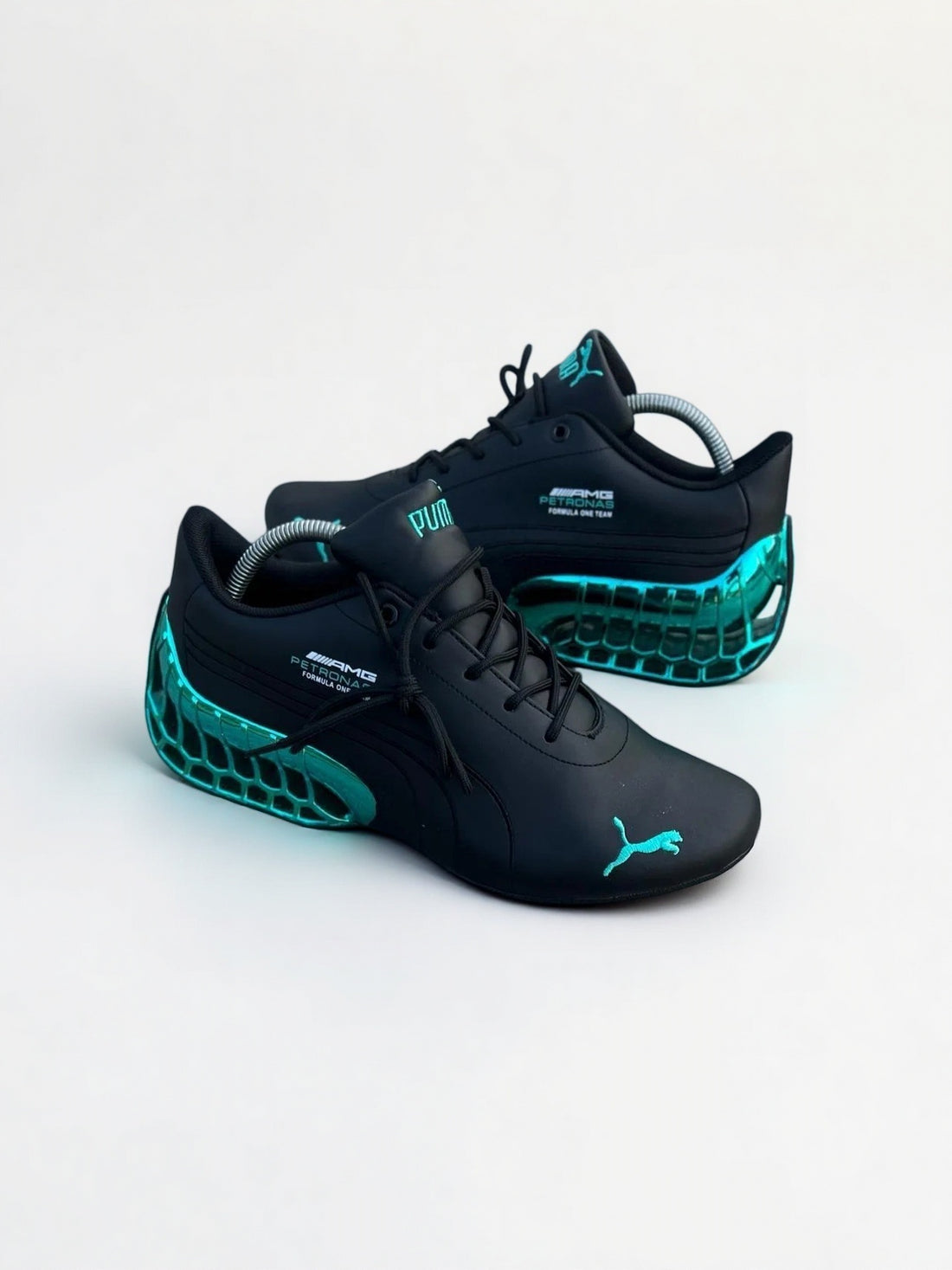 Strata Cushion Low-Top Runner Sneaker