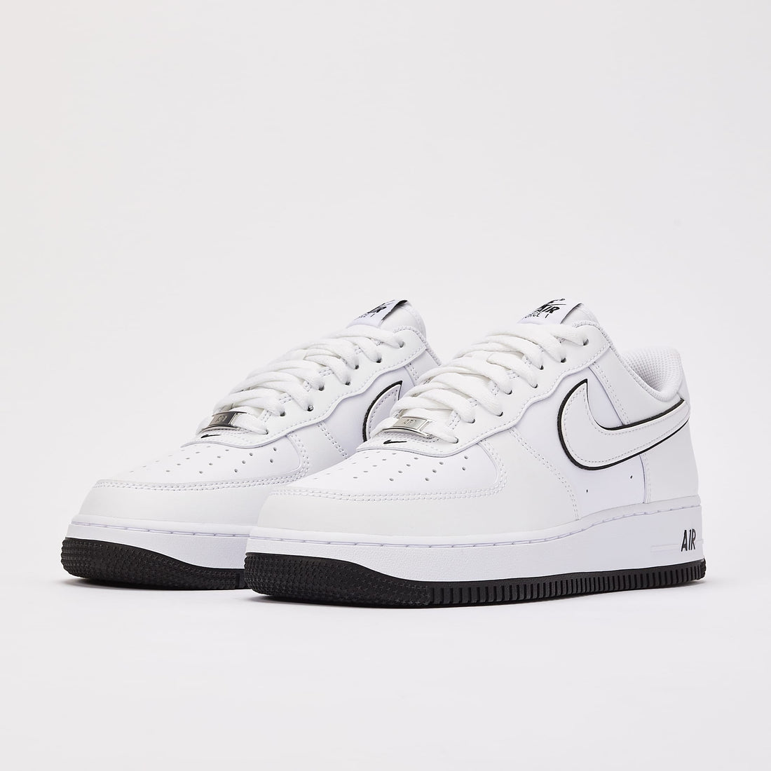 AF1 White Black Outline Sneakers